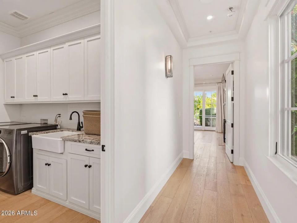 Real Estate Picture 33