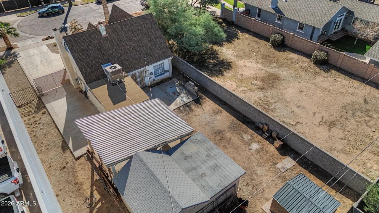 Real Estate Picture 28