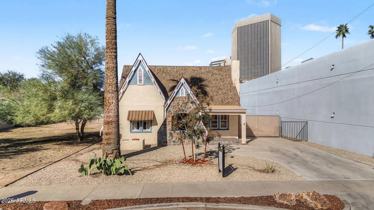 Real Estate Picture 2