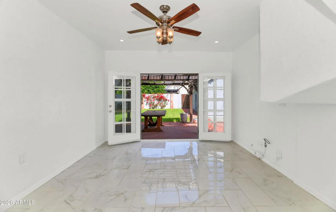 Real Estate Picture 10