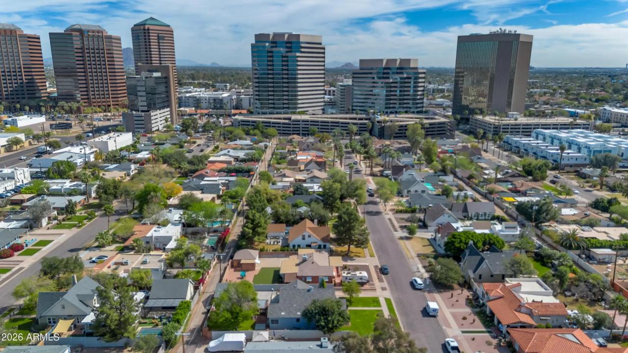 Real Estate Picture 48