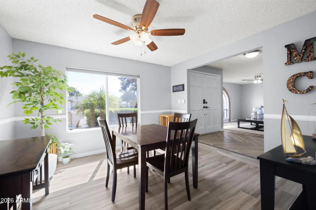 Real Estate Picture 15