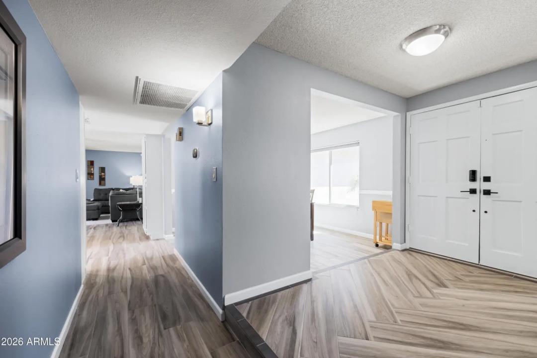 Real Estate Picture 16