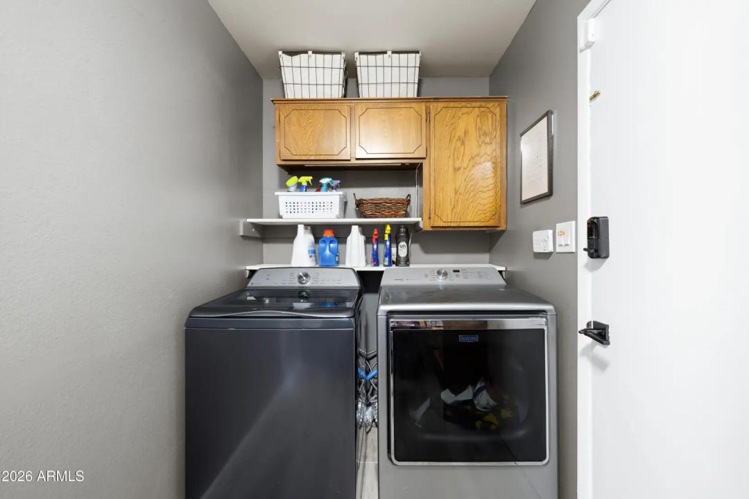 Real Estate Picture 24