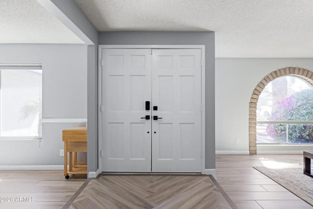 Real Estate Picture 6