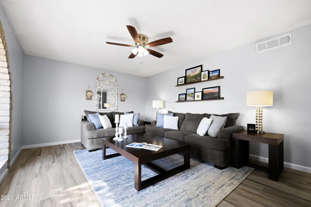 Real Estate Picture 10