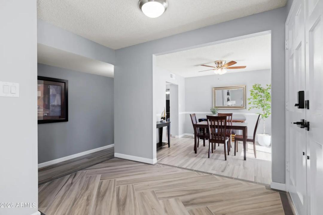 Real Estate Picture 13