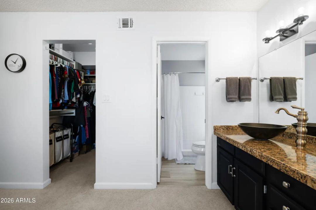 Real Estate Picture 34