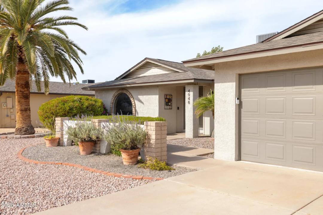 Real Estate Picture 5