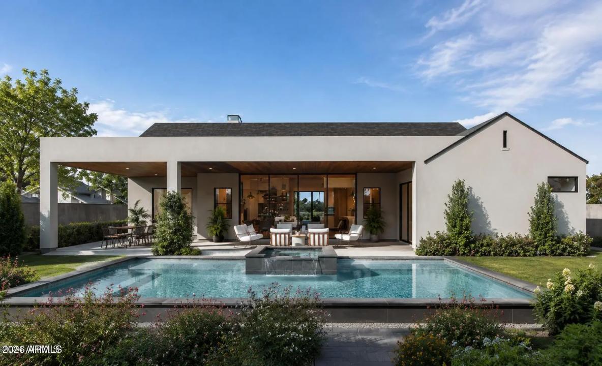 Real Estate Picture 5