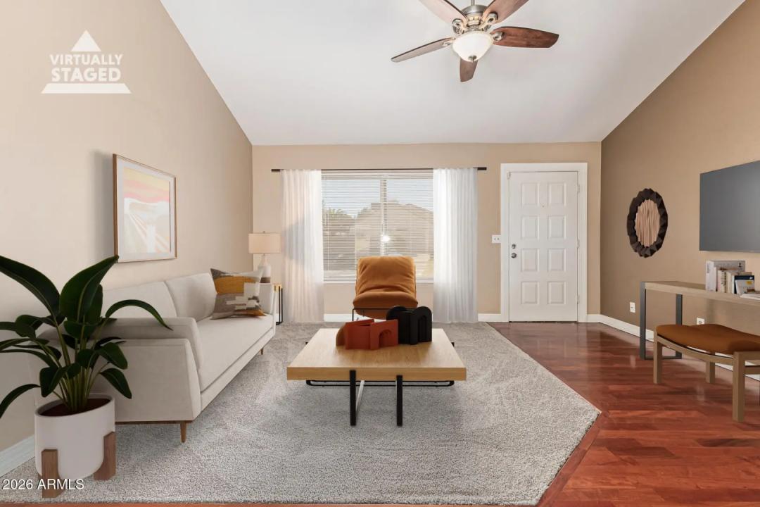 Real Estate Picture 6