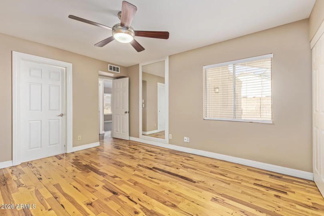 Real Estate Picture 13