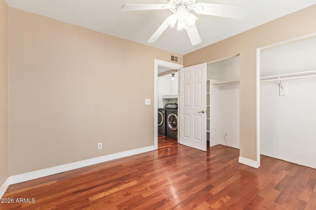 Real Estate Picture 17