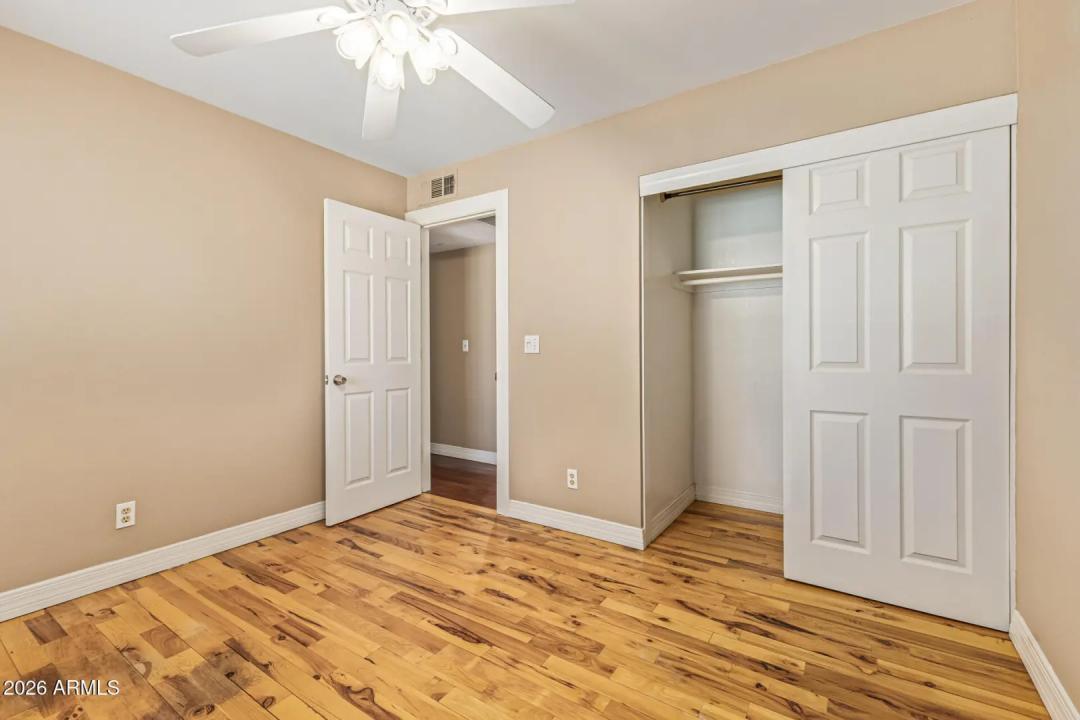 Real Estate Picture 19