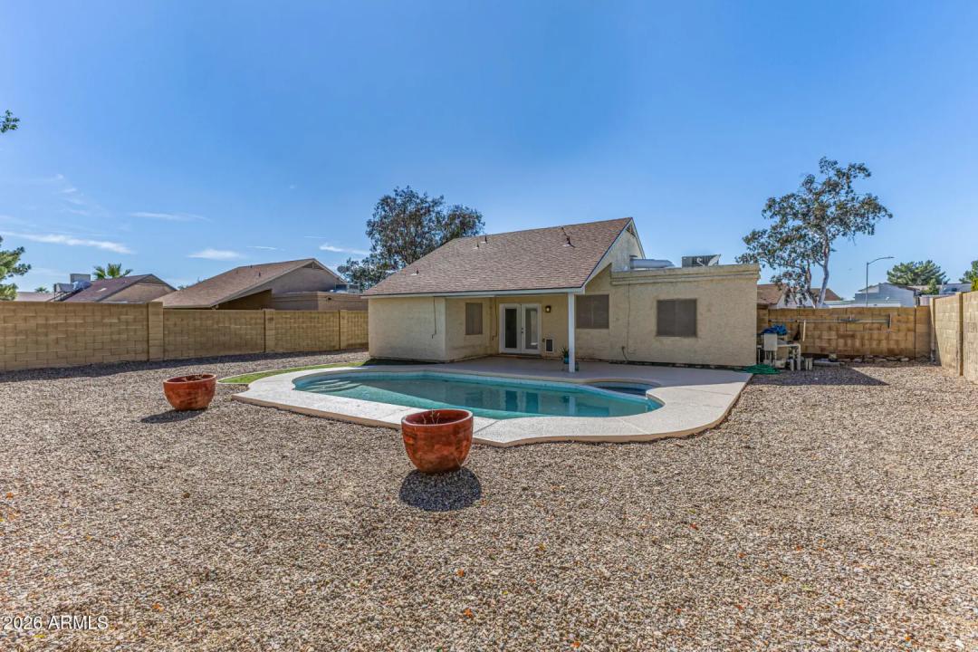 Real Estate Picture 23