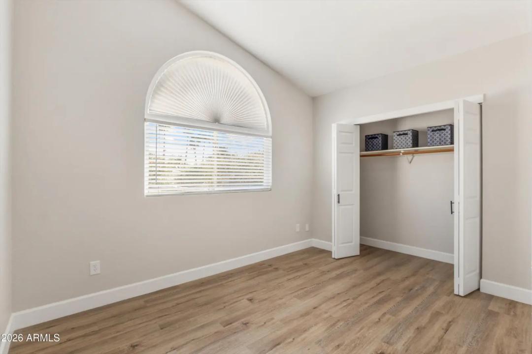 Real Estate Picture 18