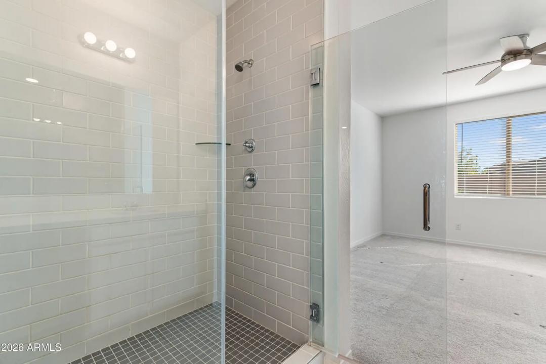 Real Estate Picture 21