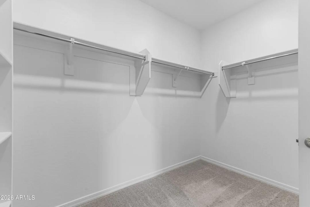 Real Estate Picture 22