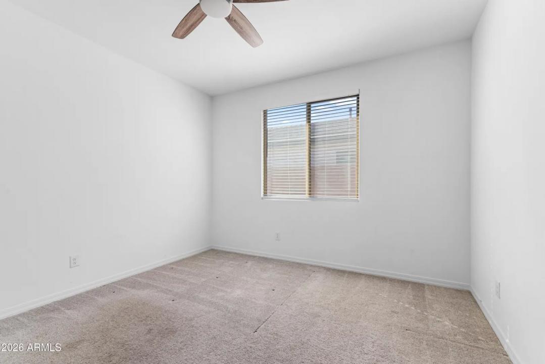 Real Estate Picture 28