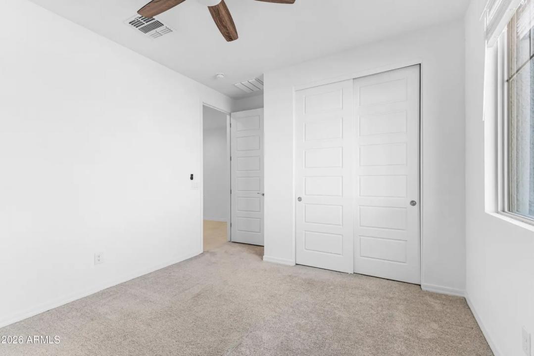 Real Estate Picture 35