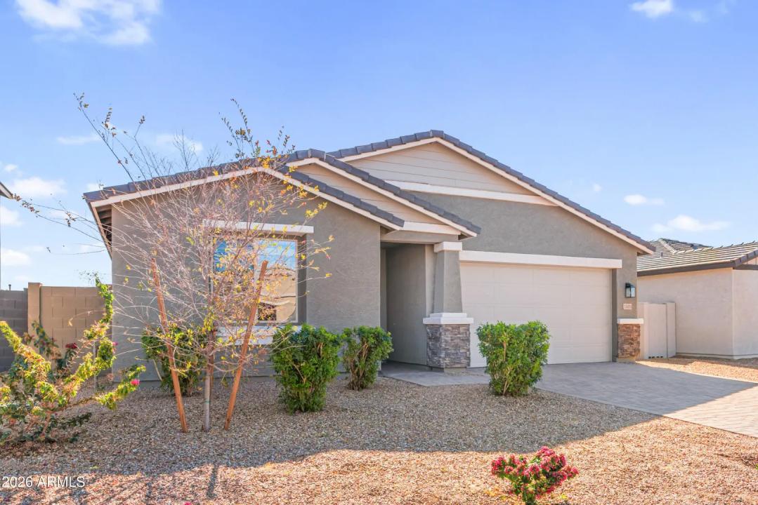 Real Estate Picture 43