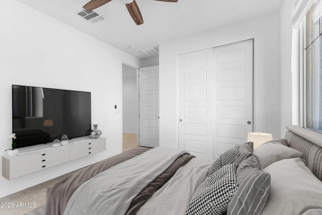 Real Estate Picture 34