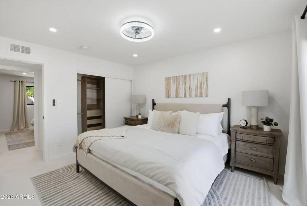 Real Estate Picture 26