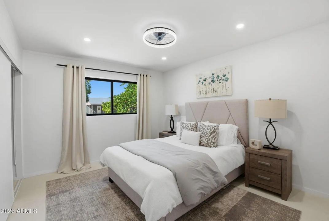 Real Estate Picture 29