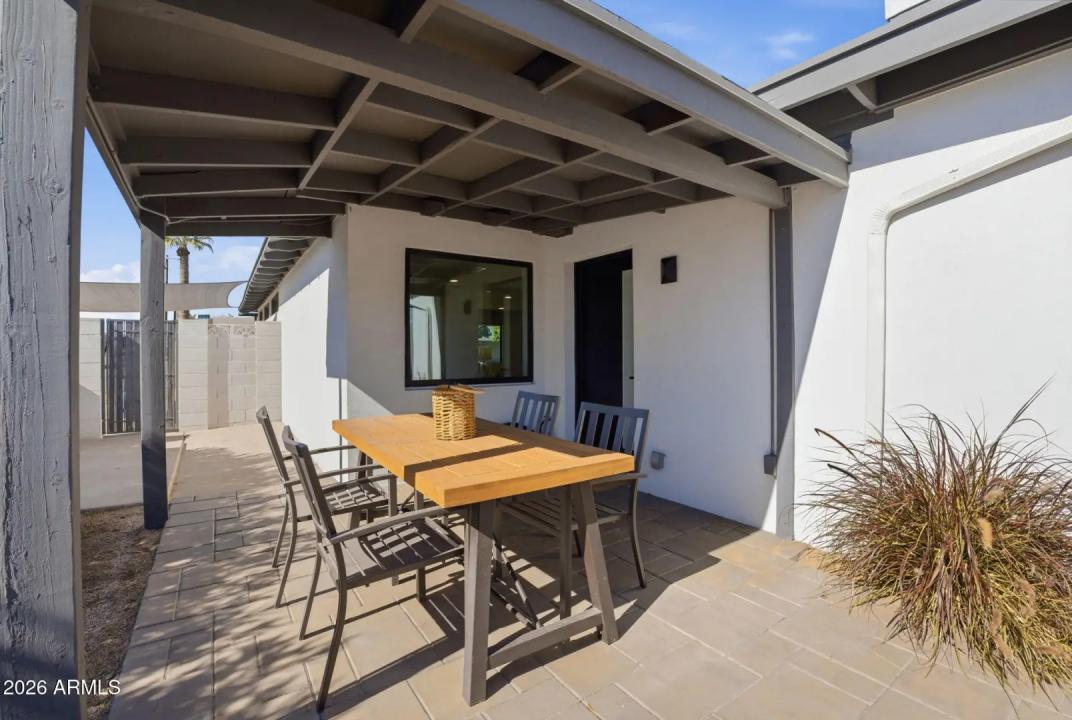 Real Estate Picture 35