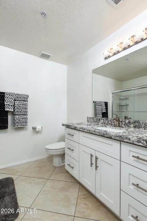 Real Estate Picture 14