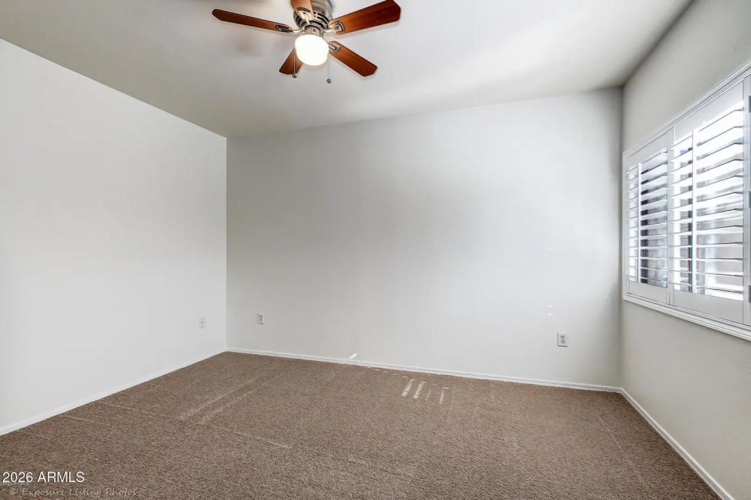 Real Estate Picture 17