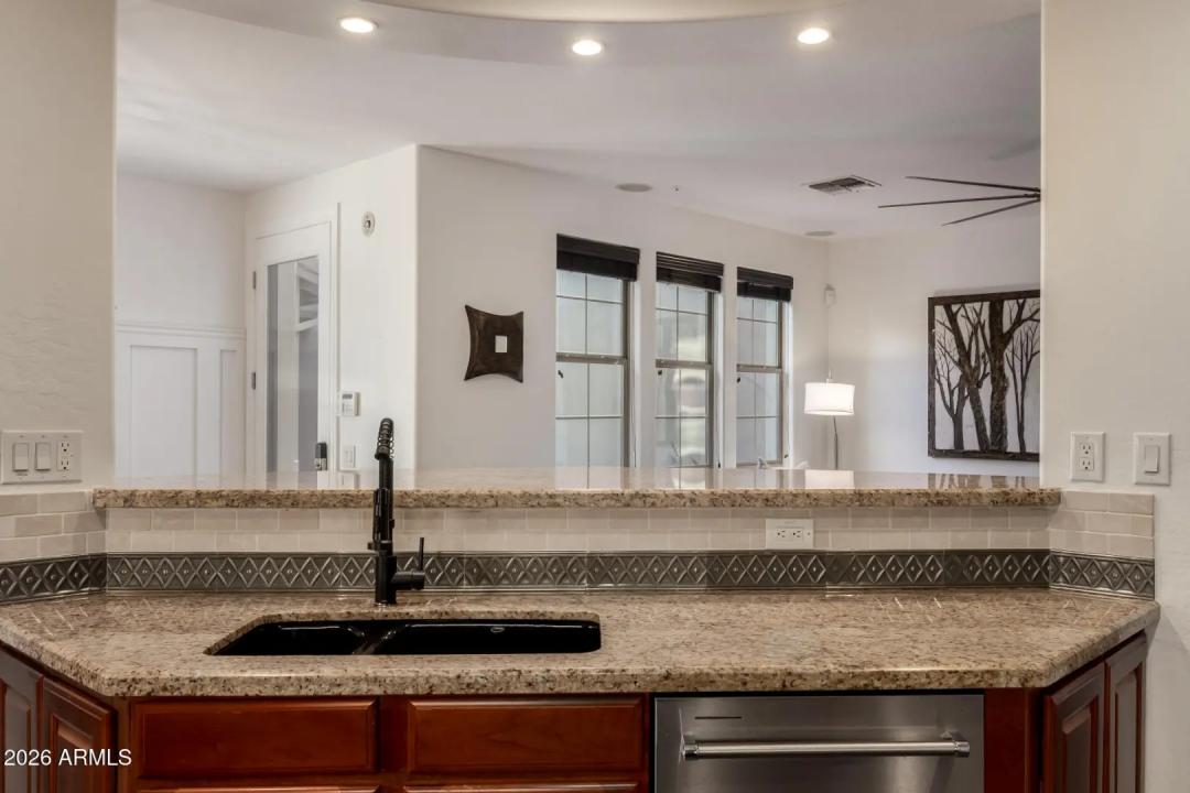 Real Estate Picture 13