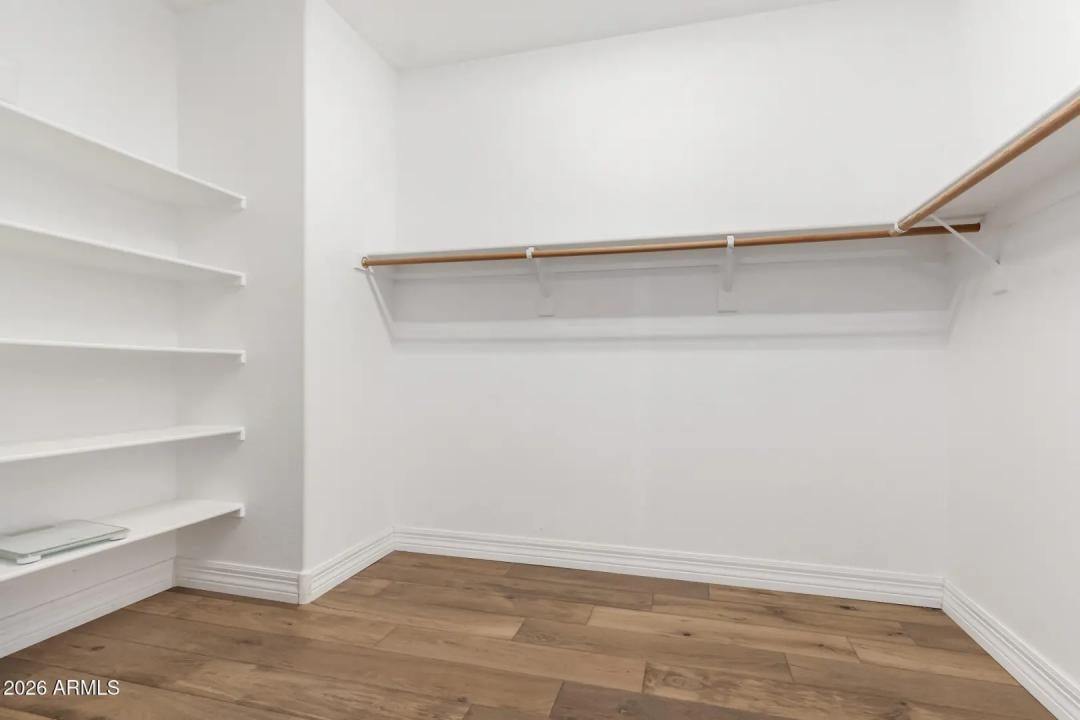 Real Estate Picture 20