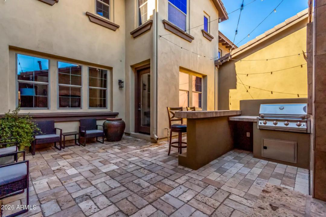 Real Estate Picture 27