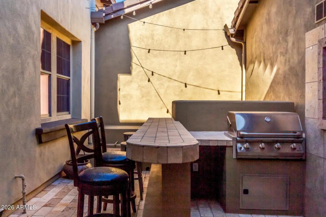 Real Estate Picture 28