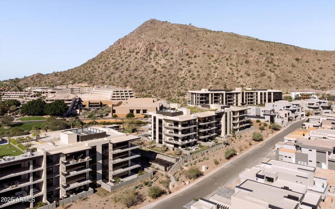 Real Estate Picture 28