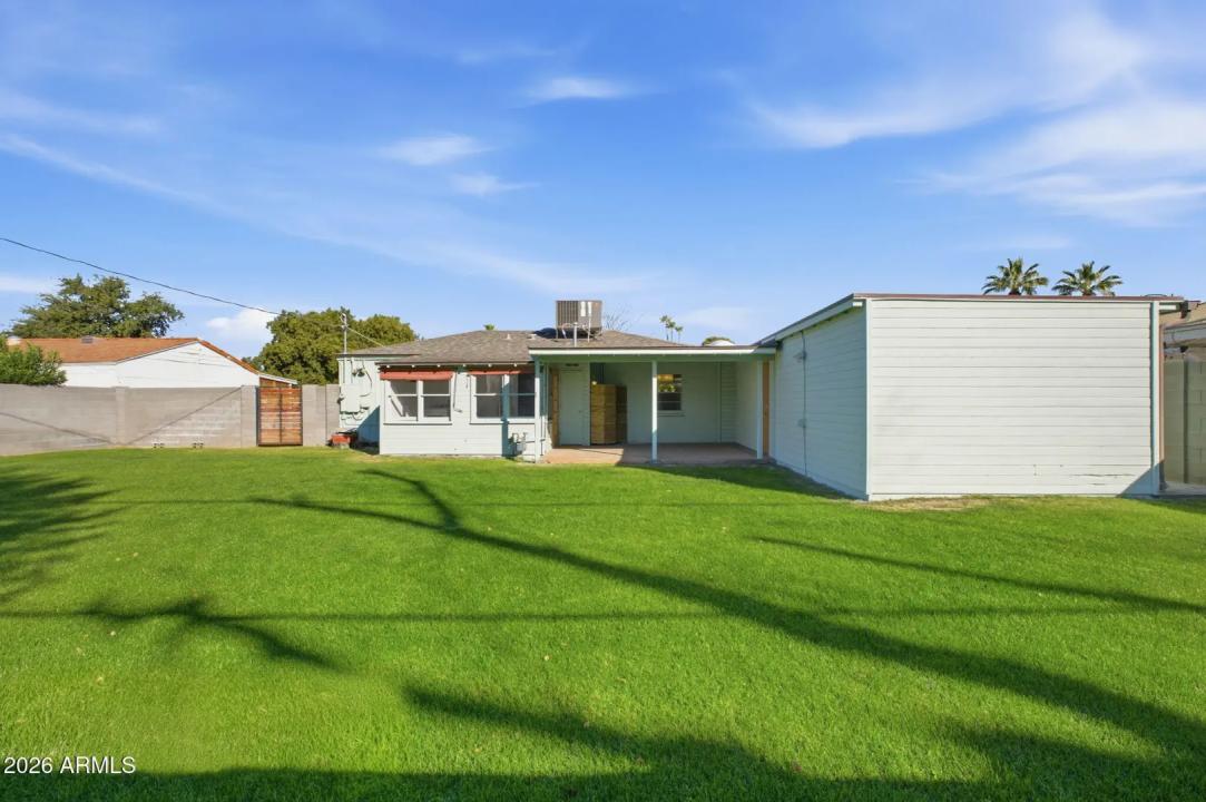 Real Estate Picture 25