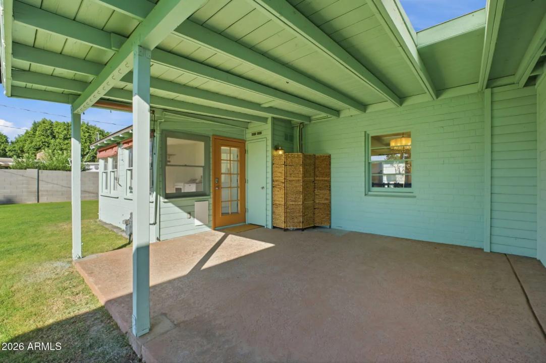 Real Estate Picture 20