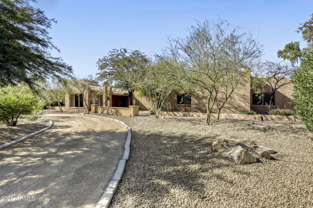 Real Estate Picture 19