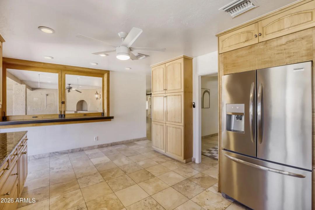 Real Estate Picture 34