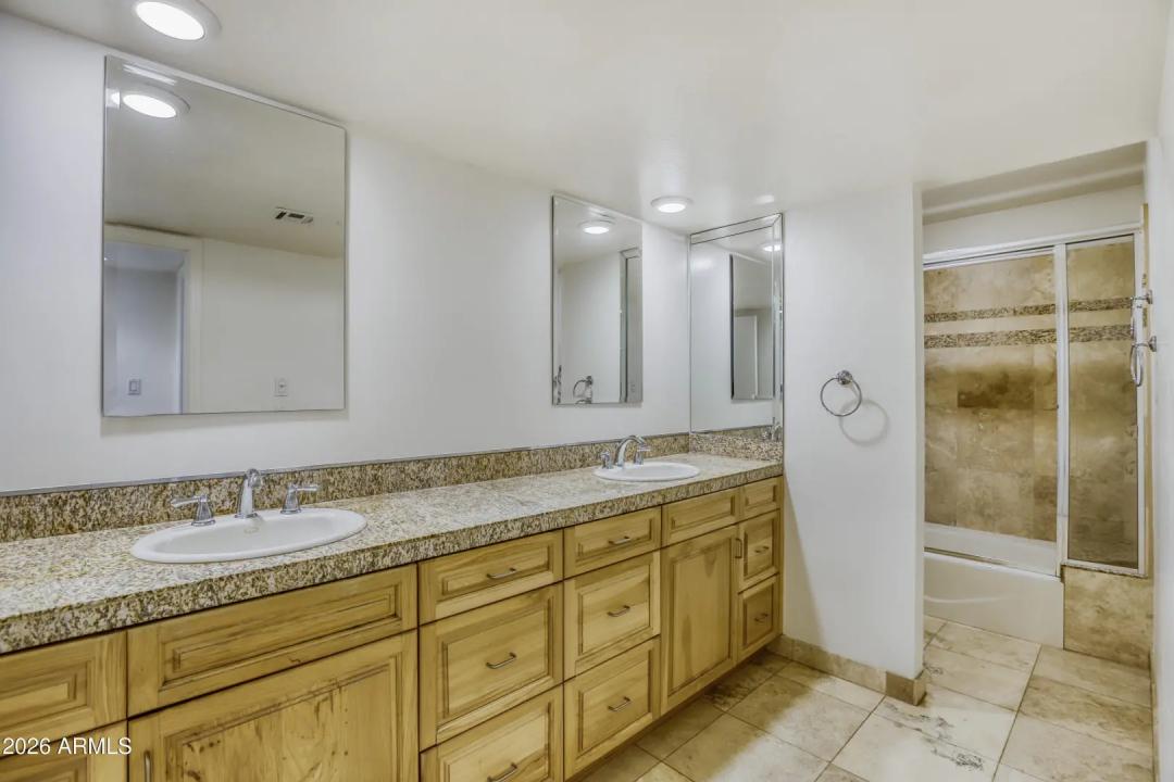 Real Estate Picture 45