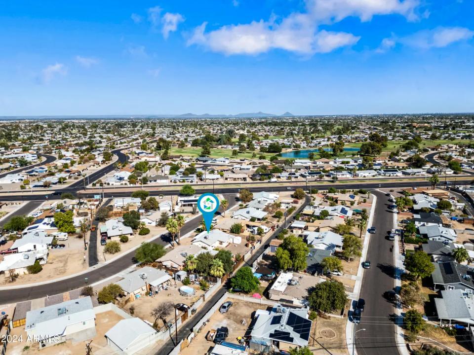 Real Estate Picture 10