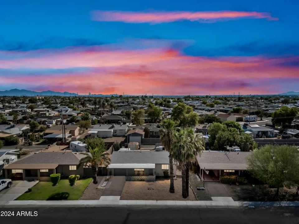 Real Estate Picture 15