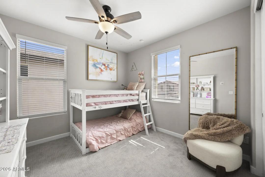 Real Estate Picture 20