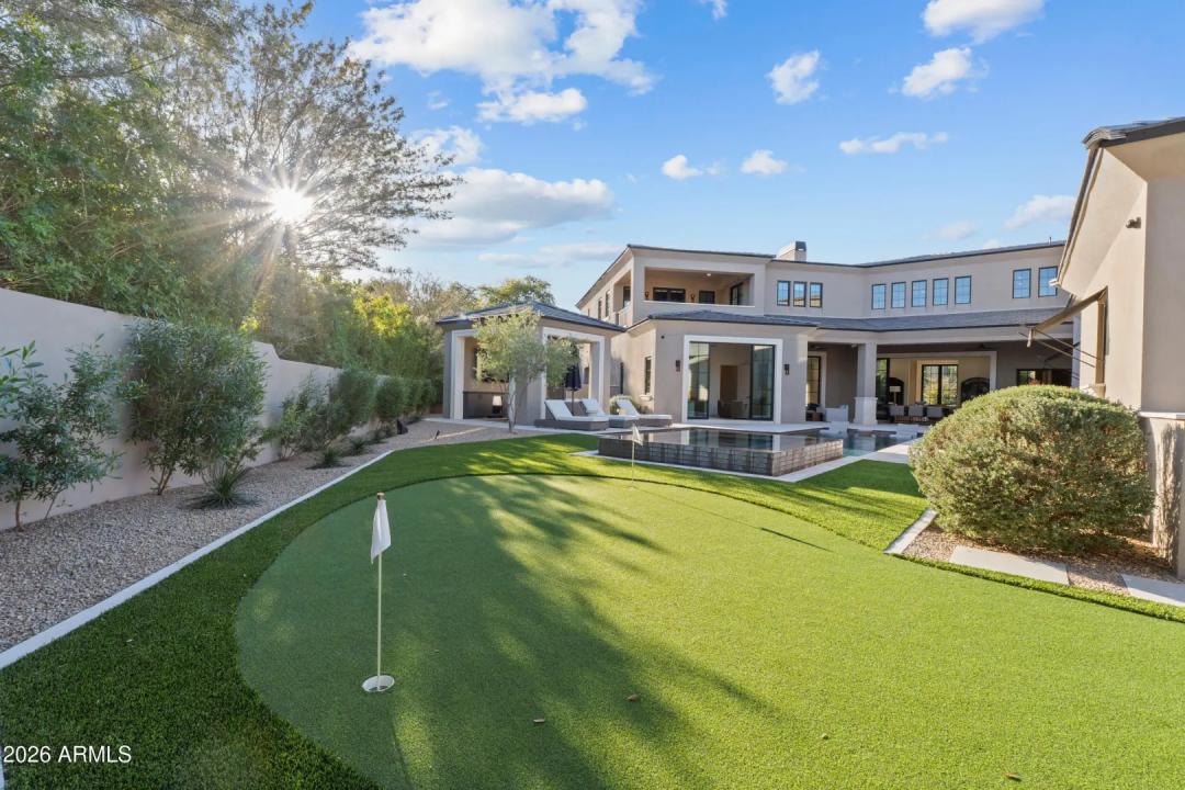 Real Estate Picture 34