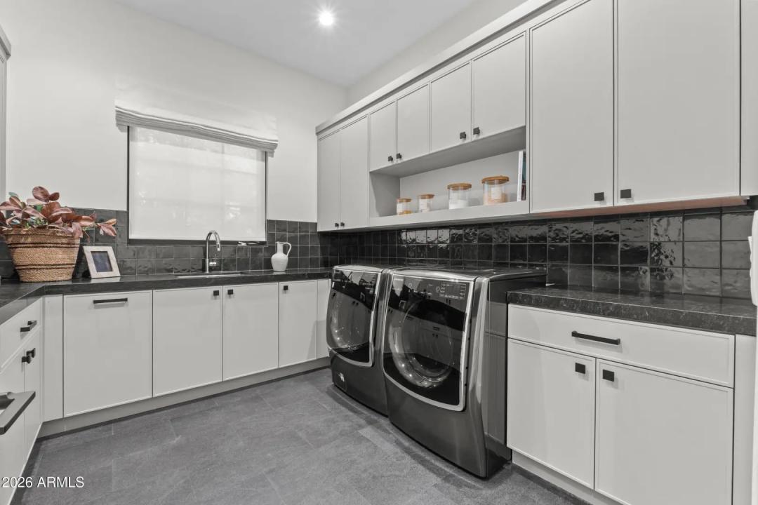 Real Estate Picture 51