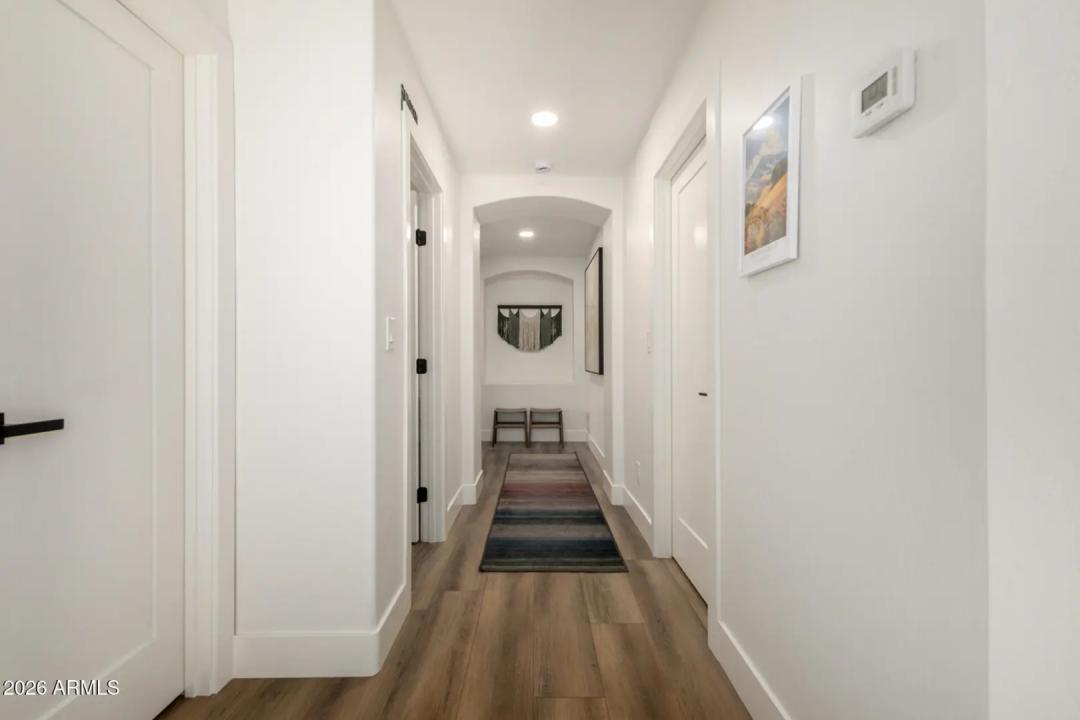 Real Estate Picture 12