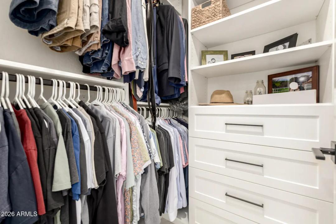 Real Estate Picture 19