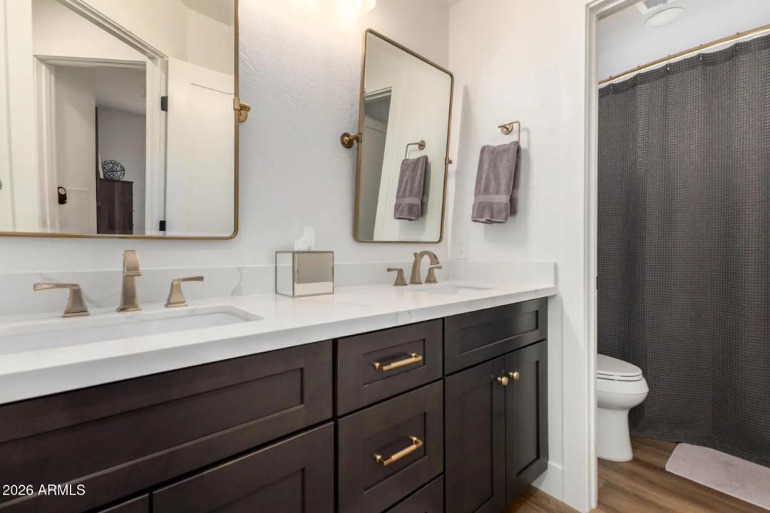 Real Estate Picture 26