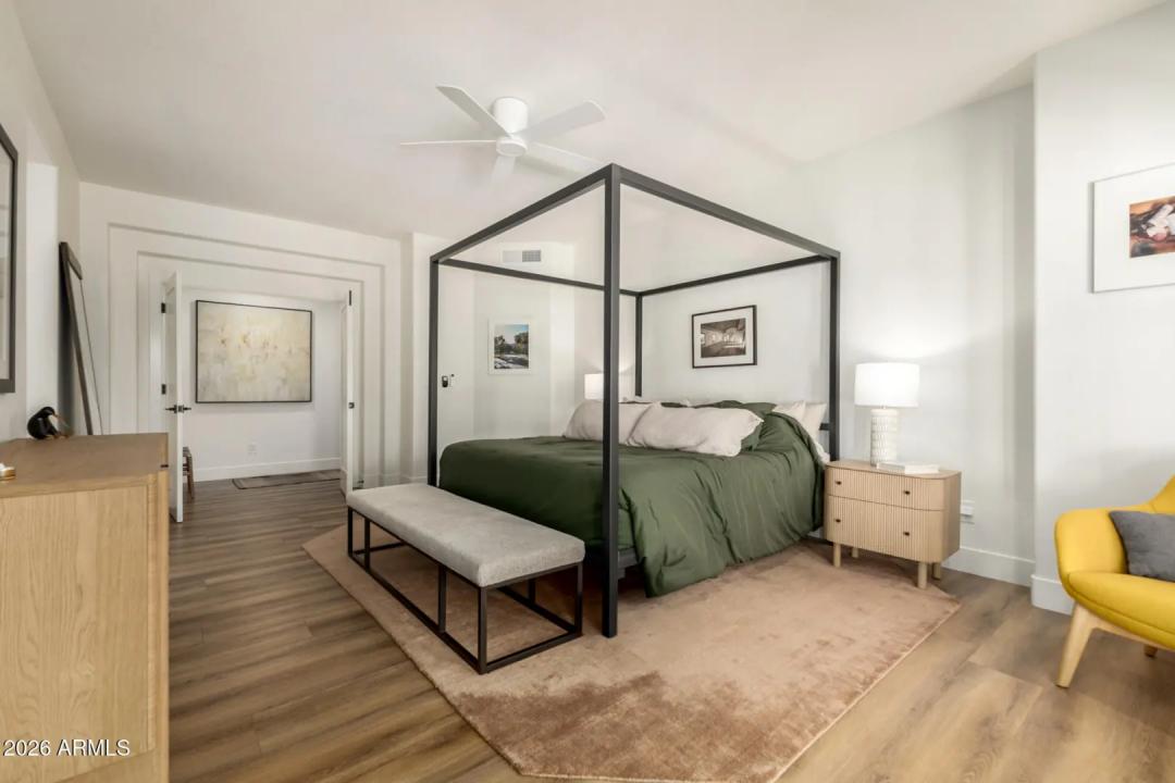 Real Estate Picture 14